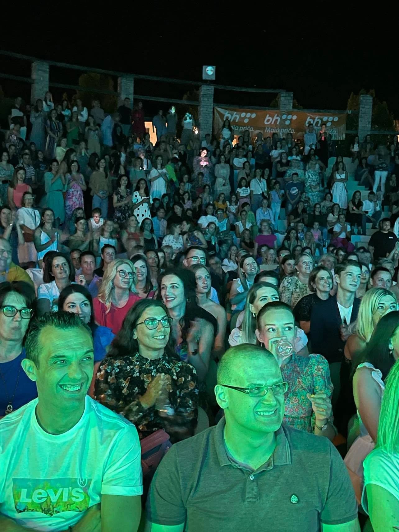 Miljenica publike Nina Badrić oduševila publiku u Međugorju