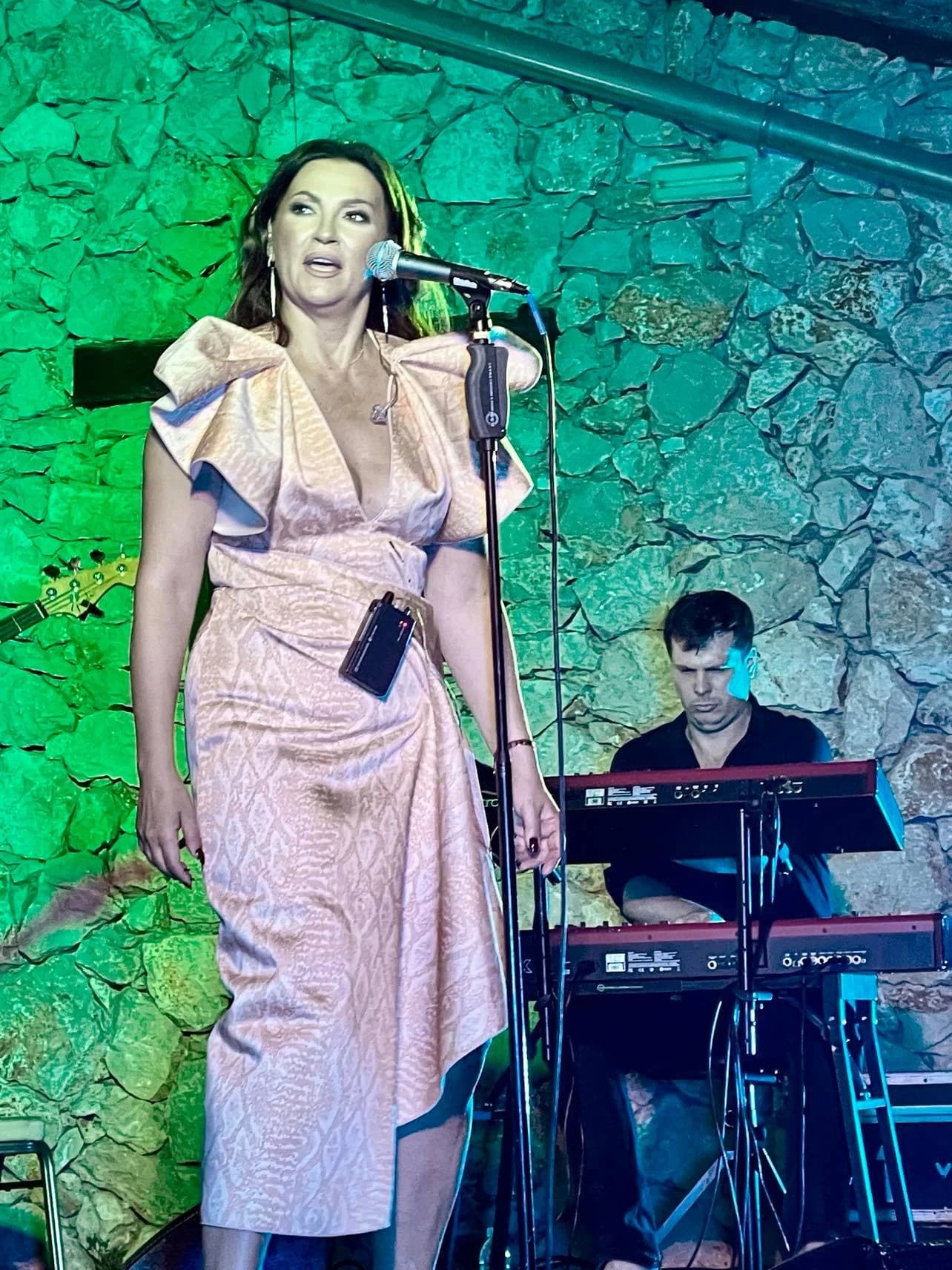 Miljenica publike Nina Badrić oduševila publiku u Međugorju