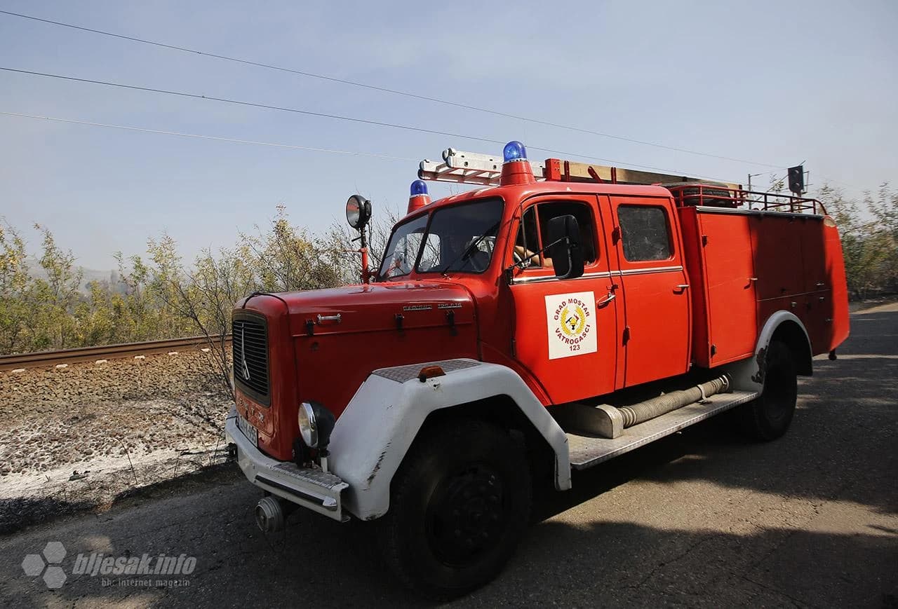 Spaljena zemlja nakon velikog požara u Bačevićima