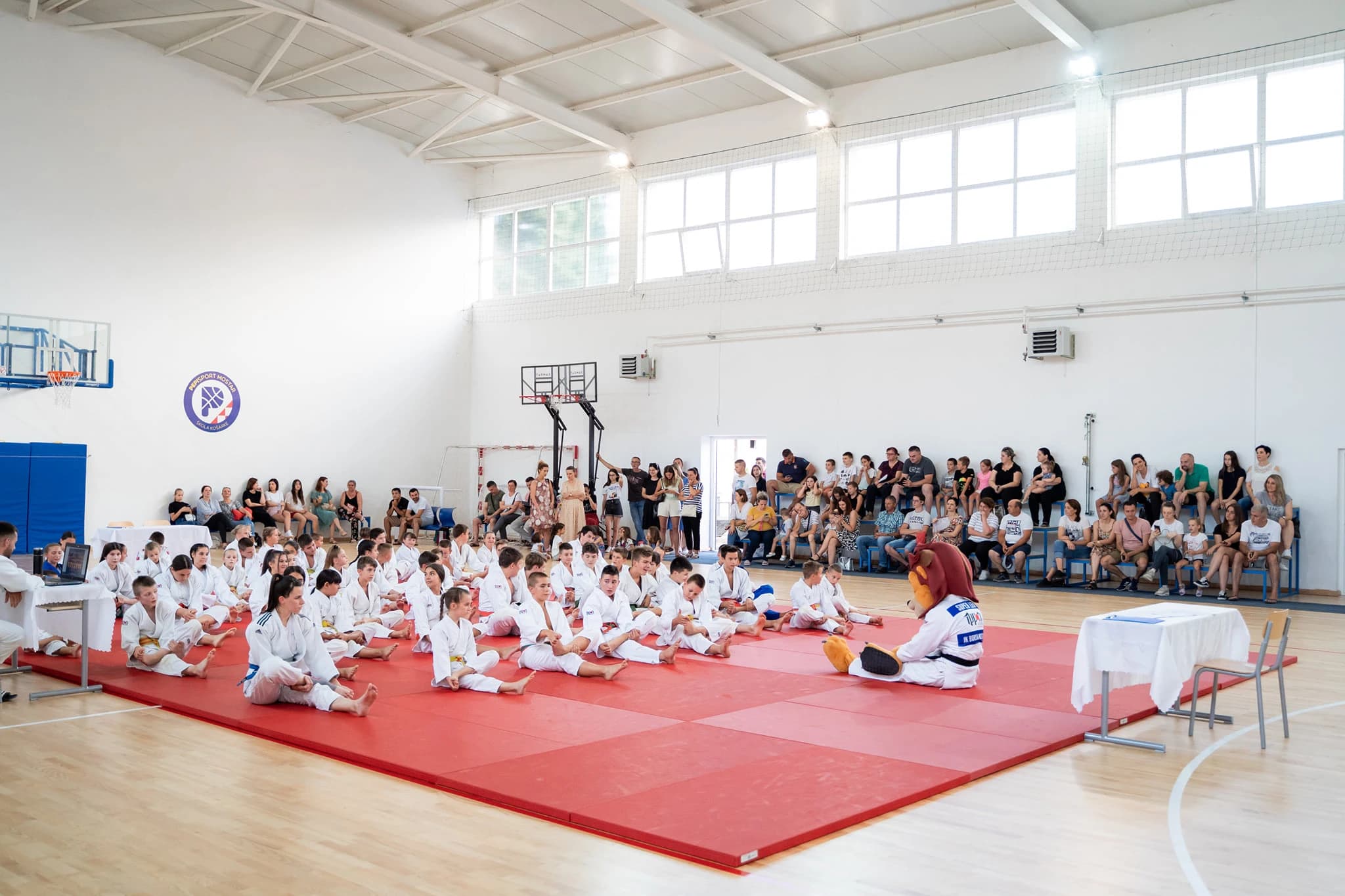 145 učenika Borse uspješno položilo za novi pojas