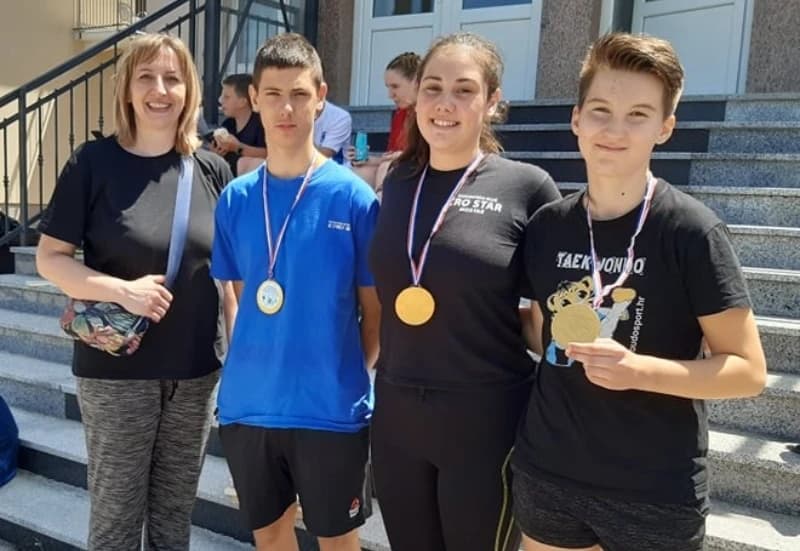 Cro Star: 40 članova uspješno steklo novo znanje 