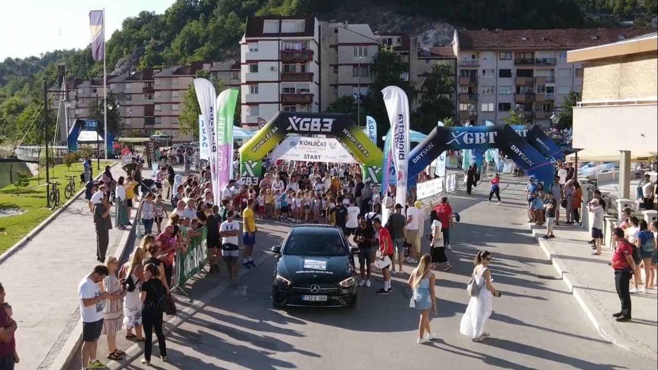 Konjički noćni cener