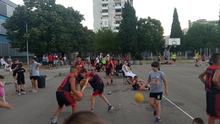 Košarkaški turnir Summer basket 3X3 održan u Mostaru