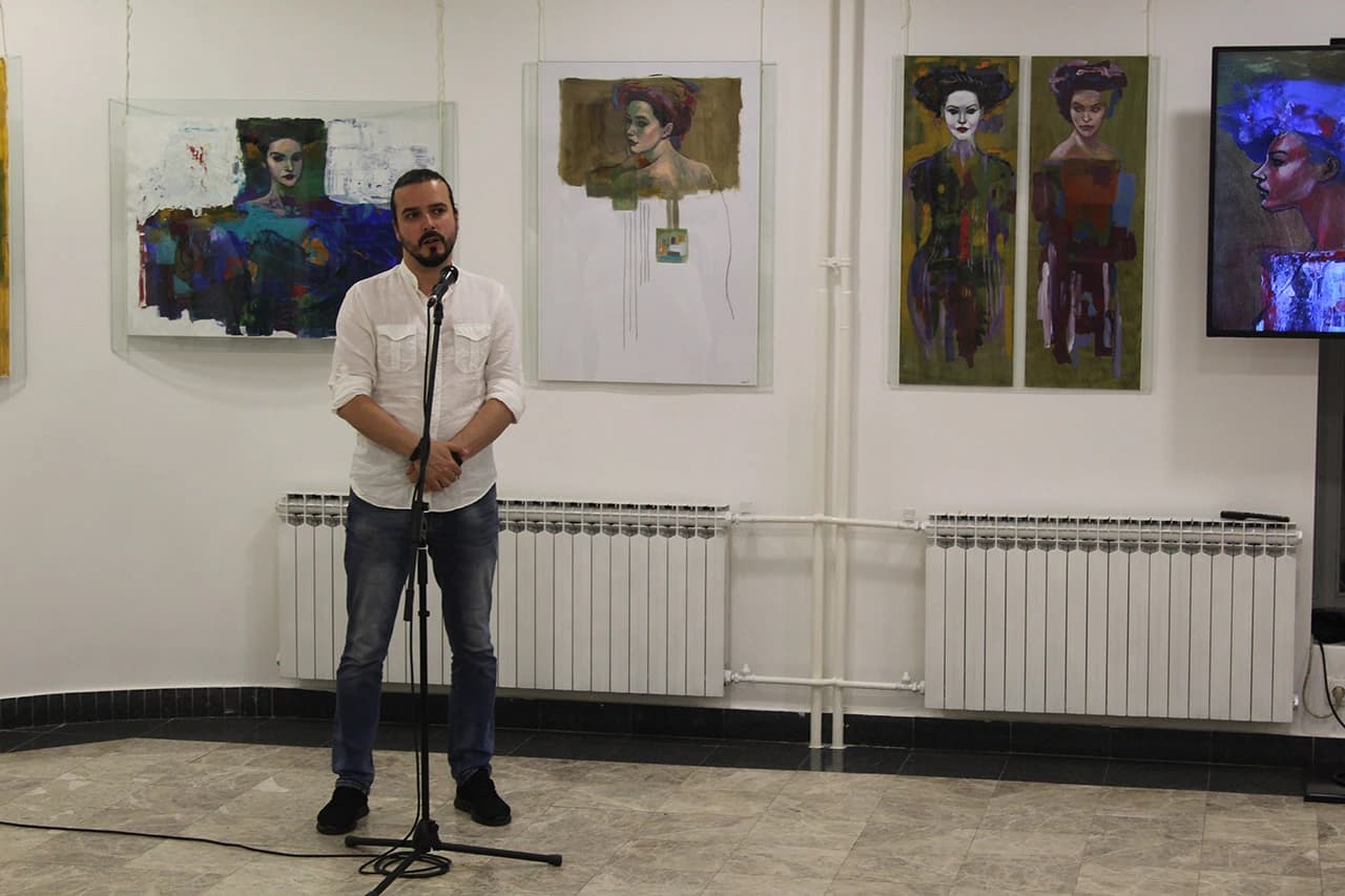 Mladi sarajevski umjetnik Adis Lukač Mostarcima predstavio izložbu Mi, karijatide i atlanti