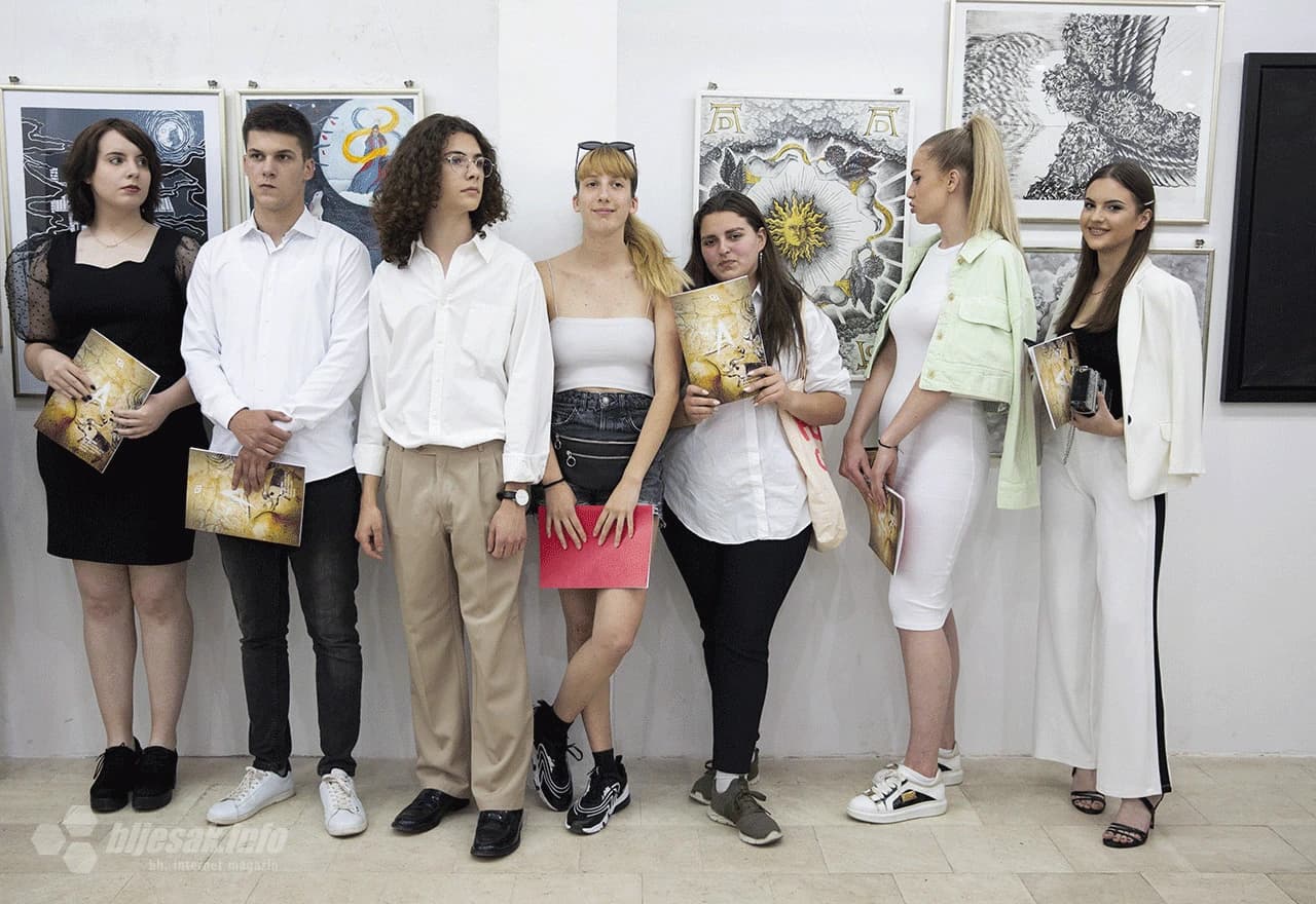 Izložba radova maturanata kole likovnih umjetnosti Gabrijela Jurkića