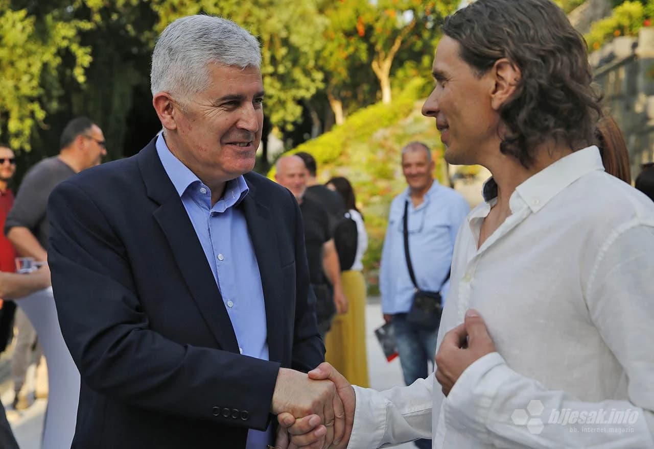 Izložba Tonija Marića otvorena u Mostaru