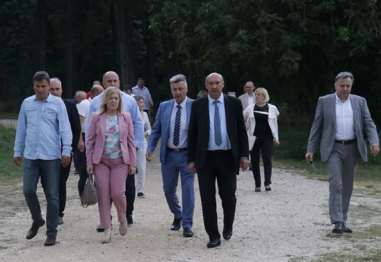 Novalić i ministri u Hutovu Blatu