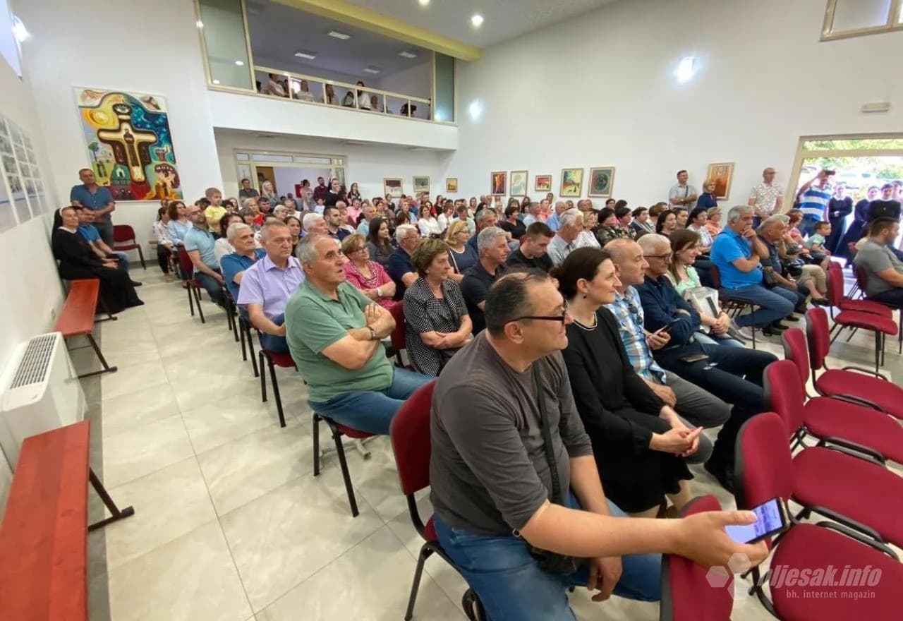 Predstavljanje knjige "Bjelopoljske besjede" župnika don Josipa Galića 