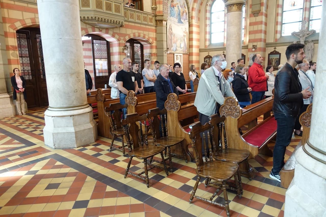 Kardinal Puljić predvodio Euharistijsko slavlje na Tijelovo u sarajevskoj katedrali