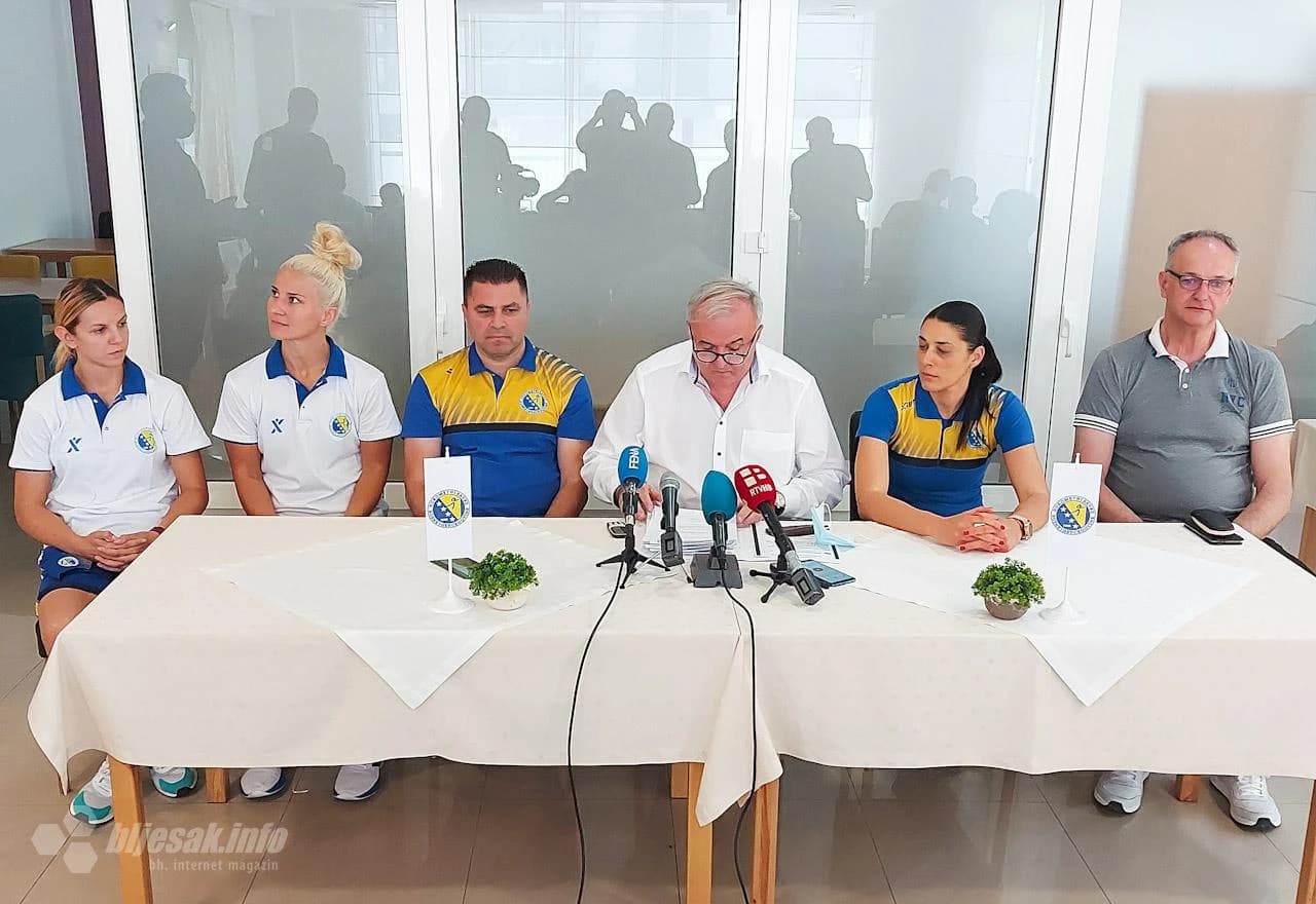 Press konferencija Rukometnog saveza BiH uoči odlaska na predkvalifikacijski turnir za Europsko prvenstvo  ženske rukometne reprezentacije 