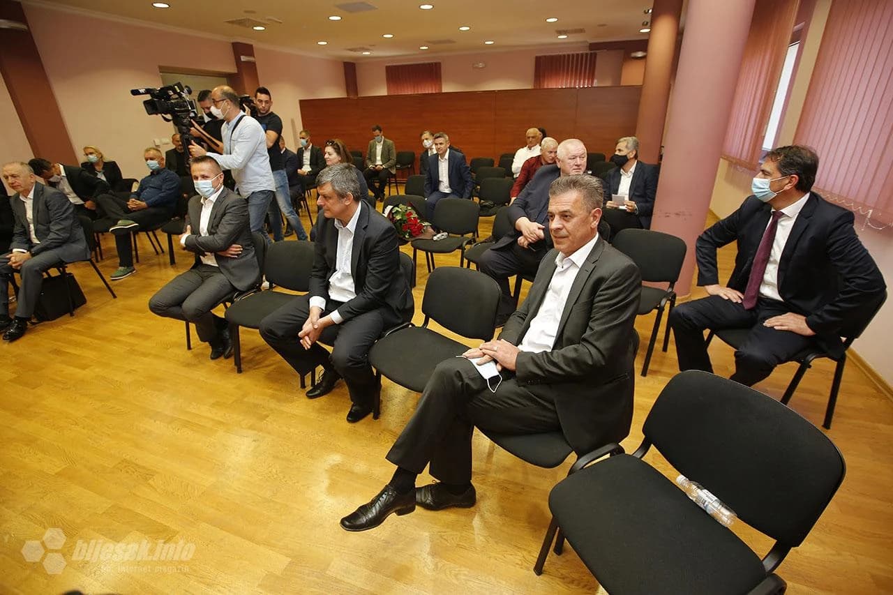 Predsjedništvo i Glavno vijeće HNS-a