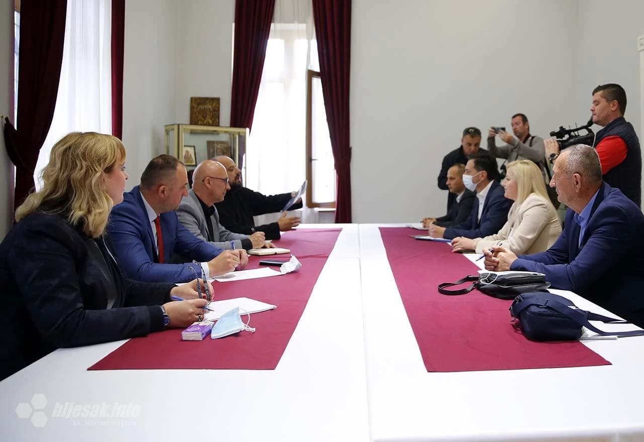 Rješenje za Srbe u Mostaru: Neka im uzor bude Srbija