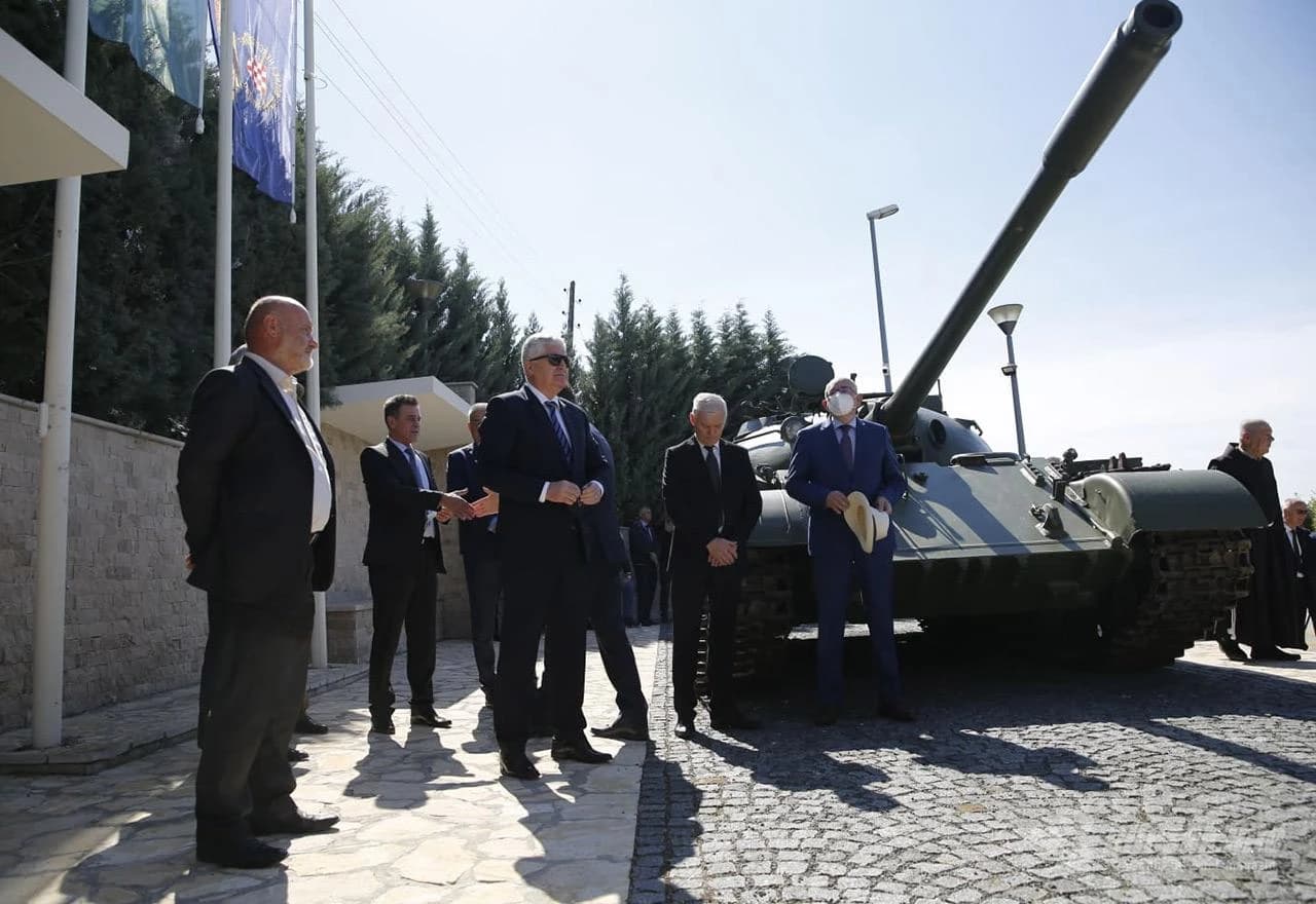 Izaslanstvo u Pologu