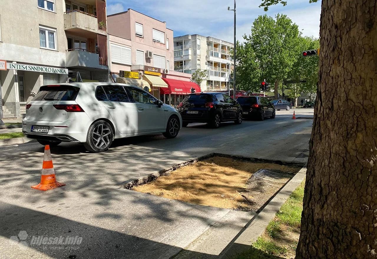 Na Aveniji se 'krpi' rupa po rupa