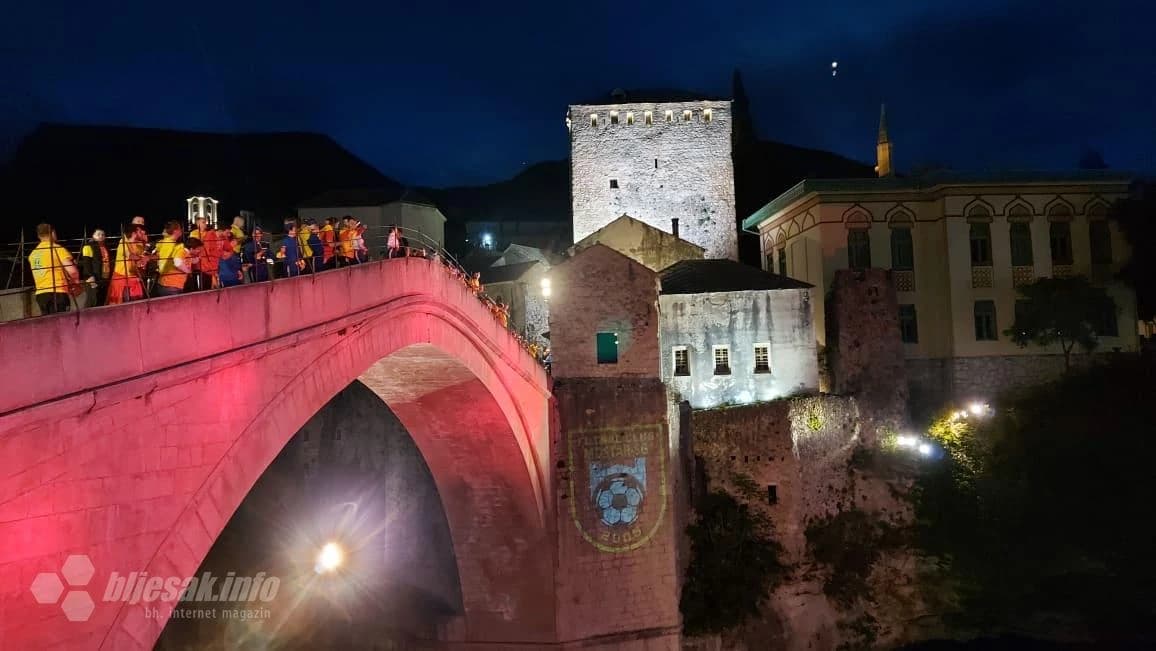Slavlje i vatromet zbog dvostruke krune Mostar SG-a
