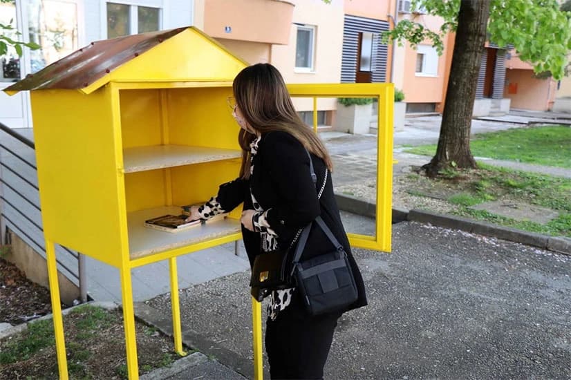 Ulične biblioteke u Mostaru