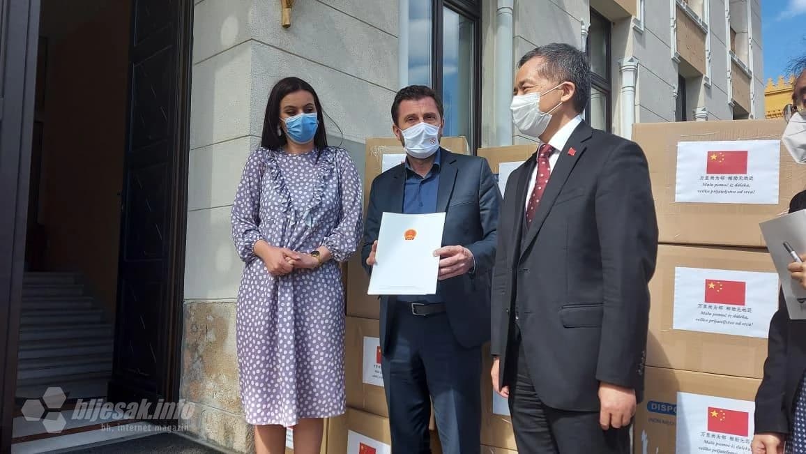 Mostaru uručena kineska zaštitna oprema