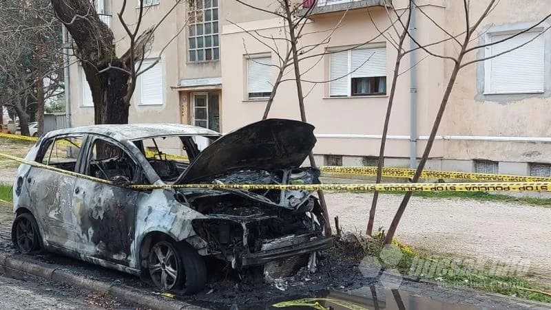 Izgorio automobil u Rodoču