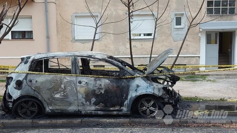 Izgorio automobil u Rodoču