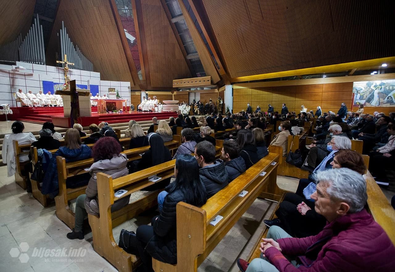 Kardinal Puljić i članovi Biskupske konferencije BiH slavili Misu u čast sv. Josipa u Mostaru