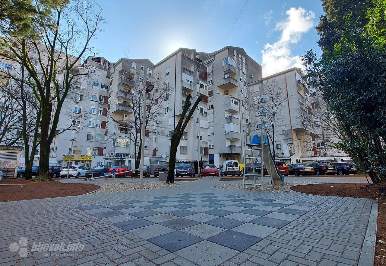 Uređen park Staro igralište u naselju Strelčevina