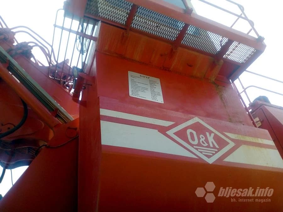 Na svakom stroju stoje svi bitni podatci