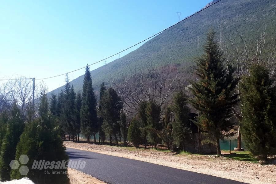 Krenulo je asfaltiranje na poluotoku Vojno