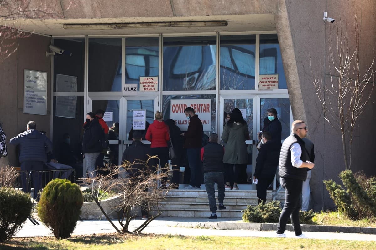 U Sarajevu se sve manje poštuju mjere zaštite, došlo do pogoršanja epidemiološke situacije