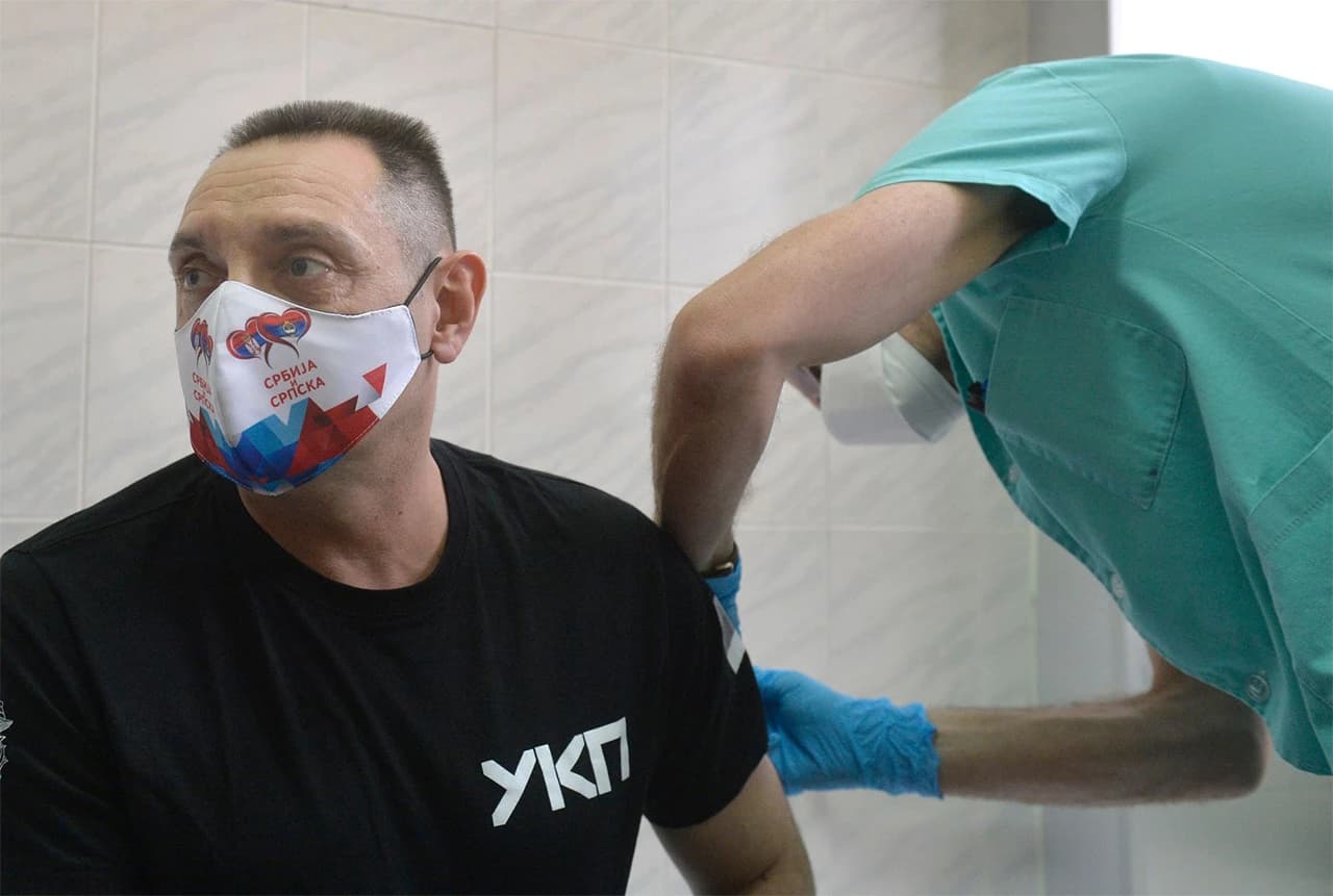 Srbijanski  ministar unutarnjih poslova Aleksandar Vulin