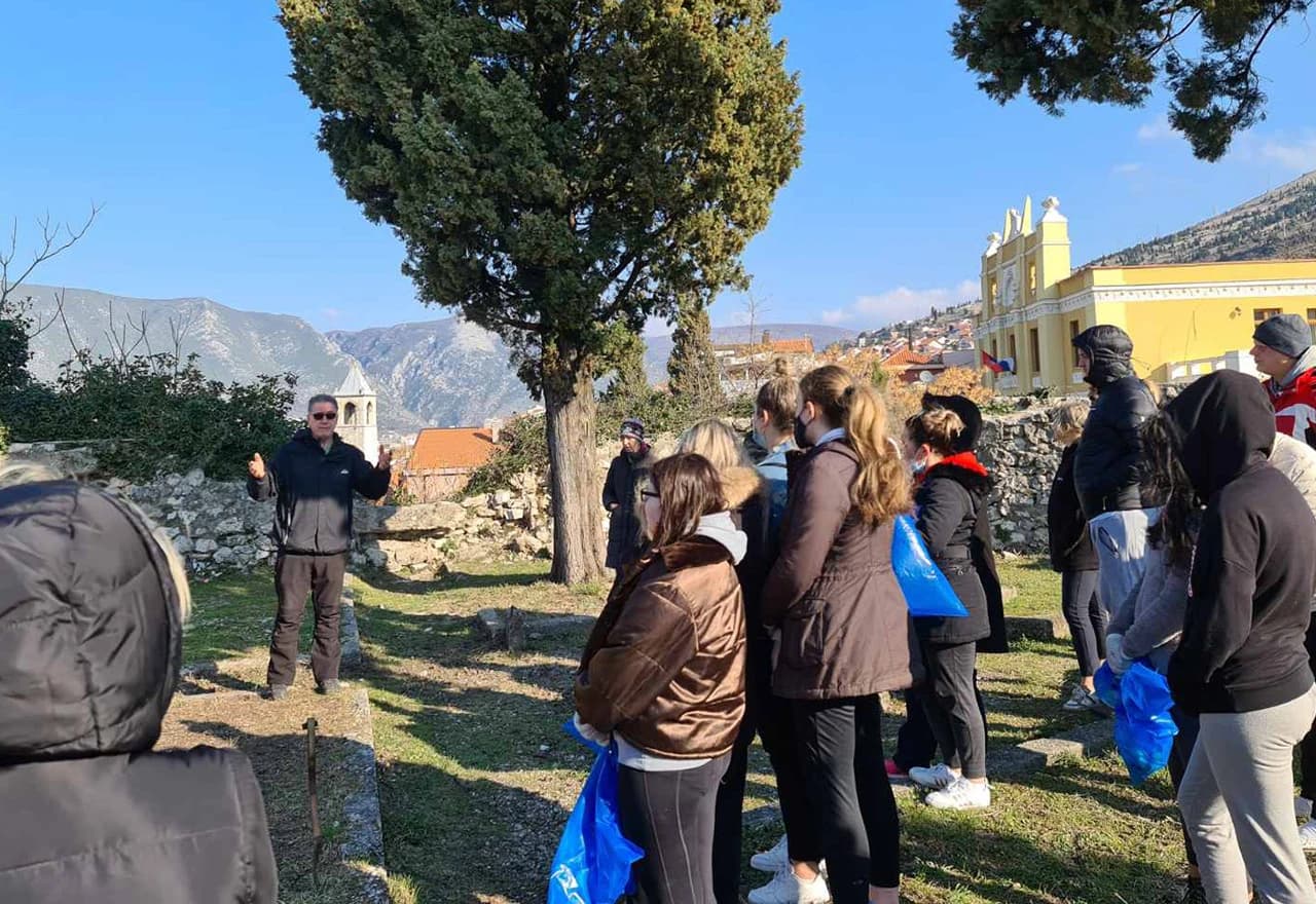 Đenan Galešić prisutne ukratko upoznao sa starinom i kulturnim blagom