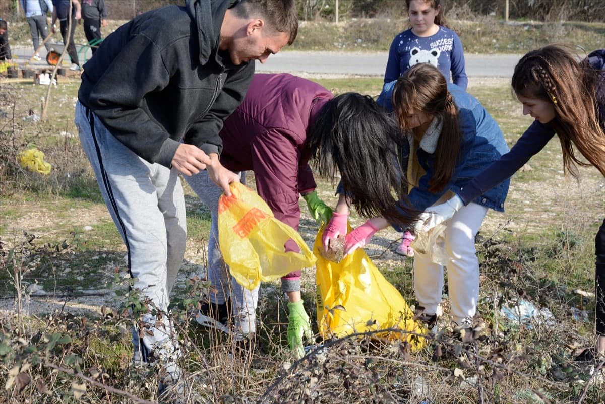  Građani Mostara "brali smeće" oko Uborka