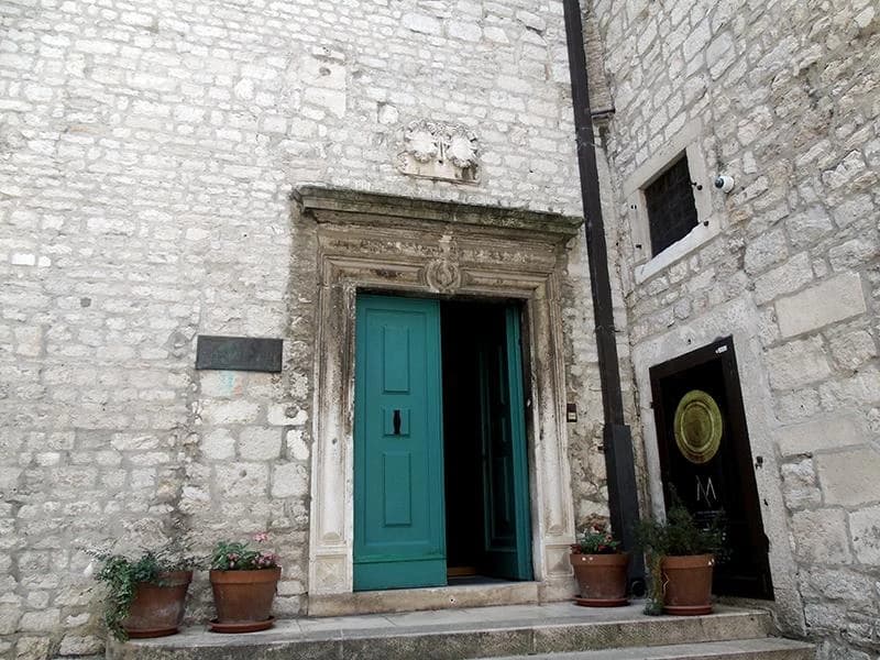 …gradskih vrata i ulaza