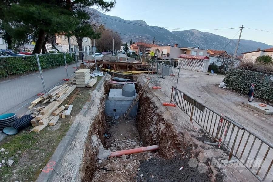 Radovi od vrha Avenije prema Rudniku