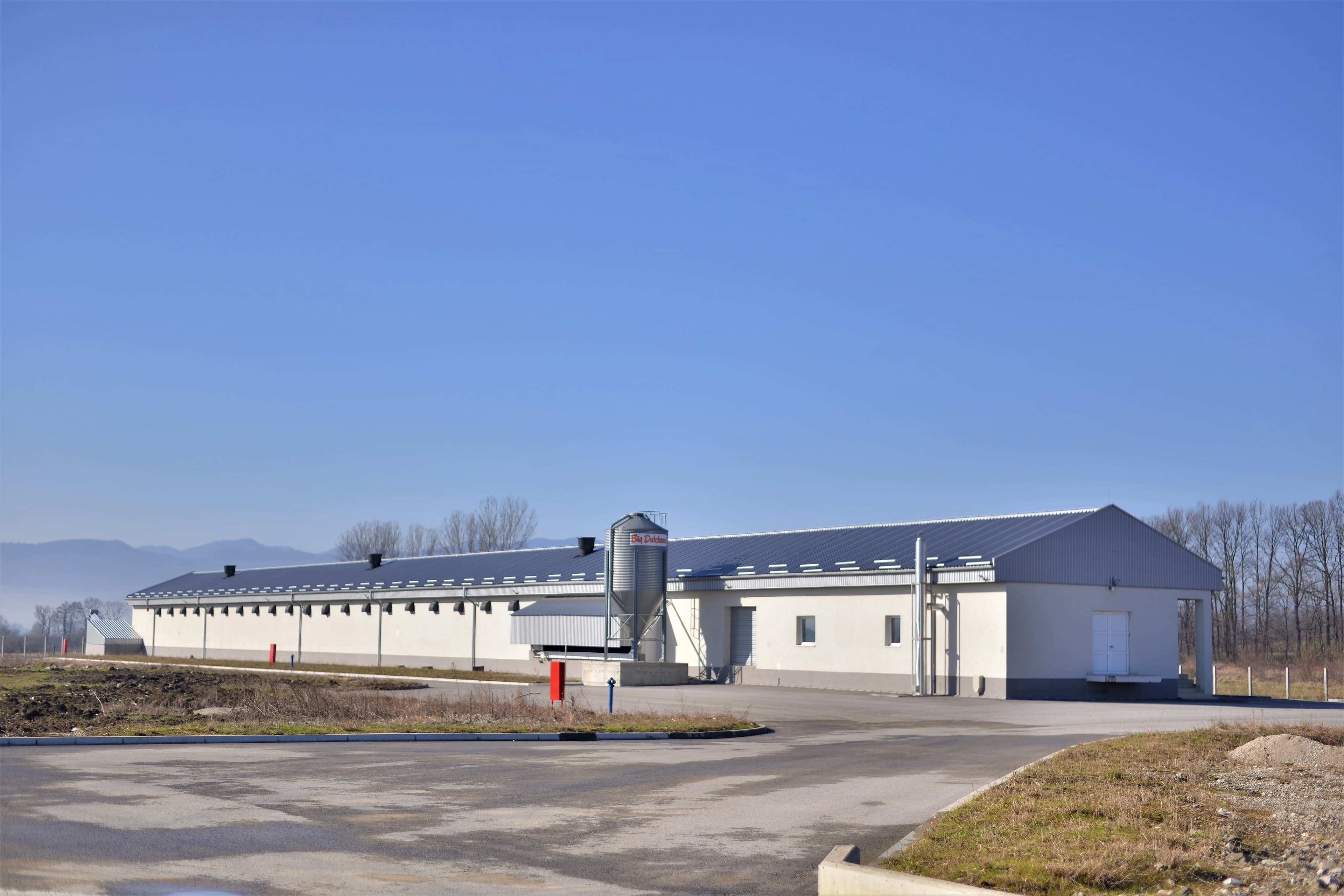 Kompanija Bingo pustila u rad najsuvremeniji repro centar i inkubatorsku stanicu za uzgoj jednodnevnih pilića u regiji