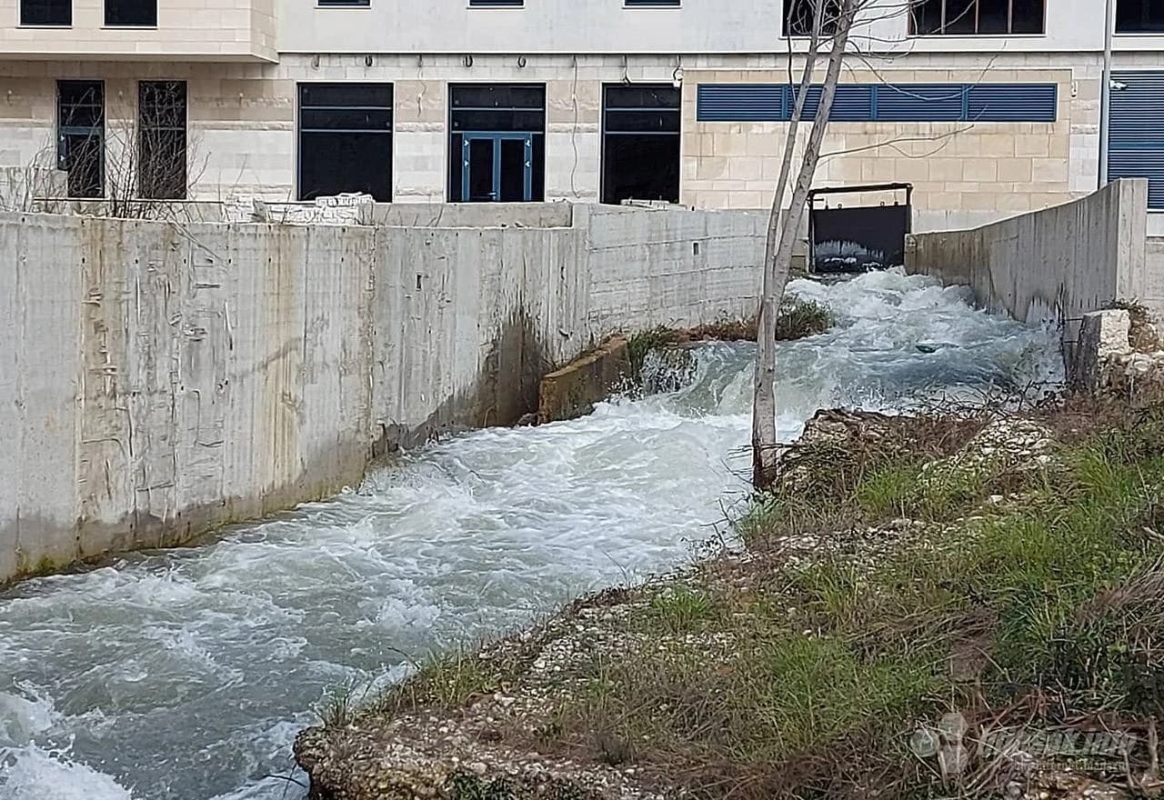 Radobolja umotana u beton