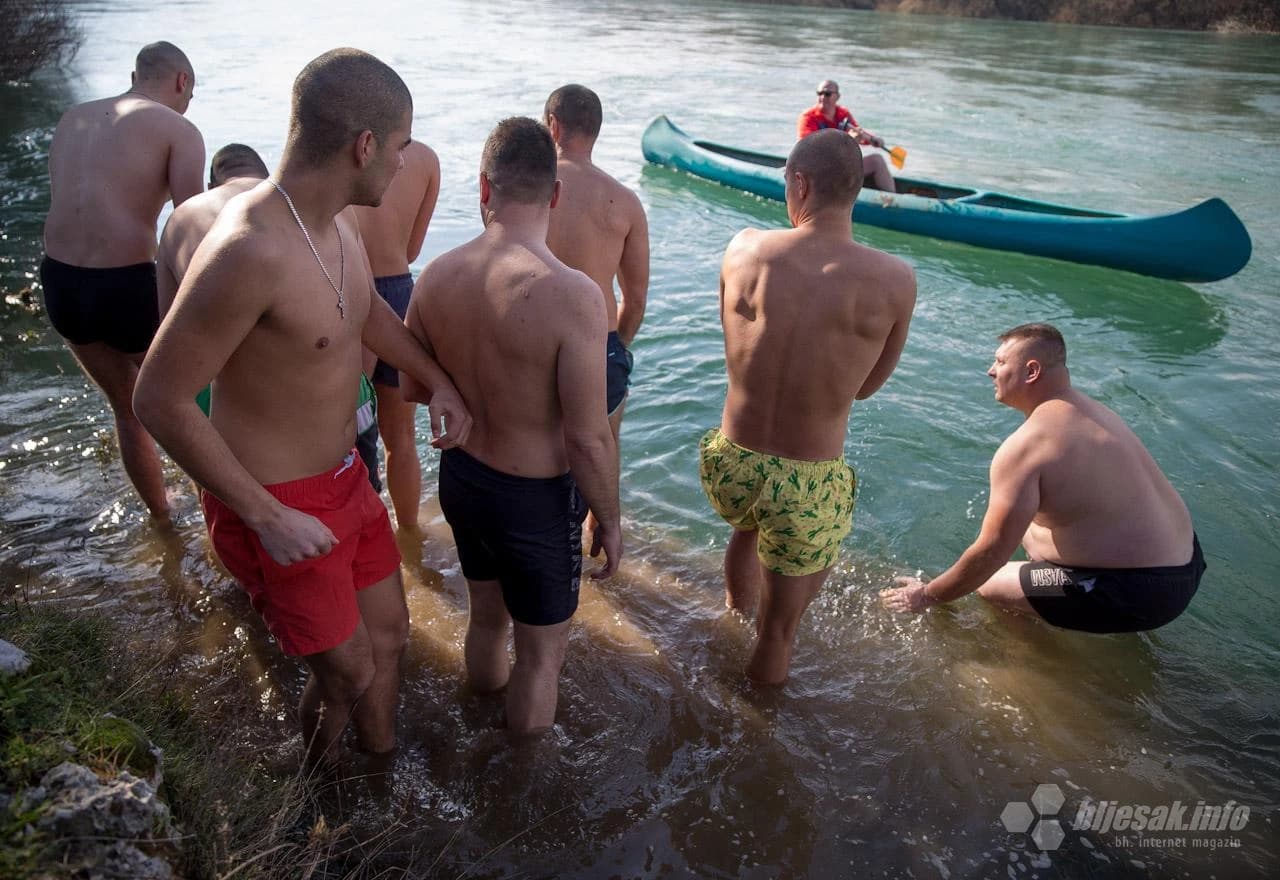 Plivanje za Časni krst 2021.