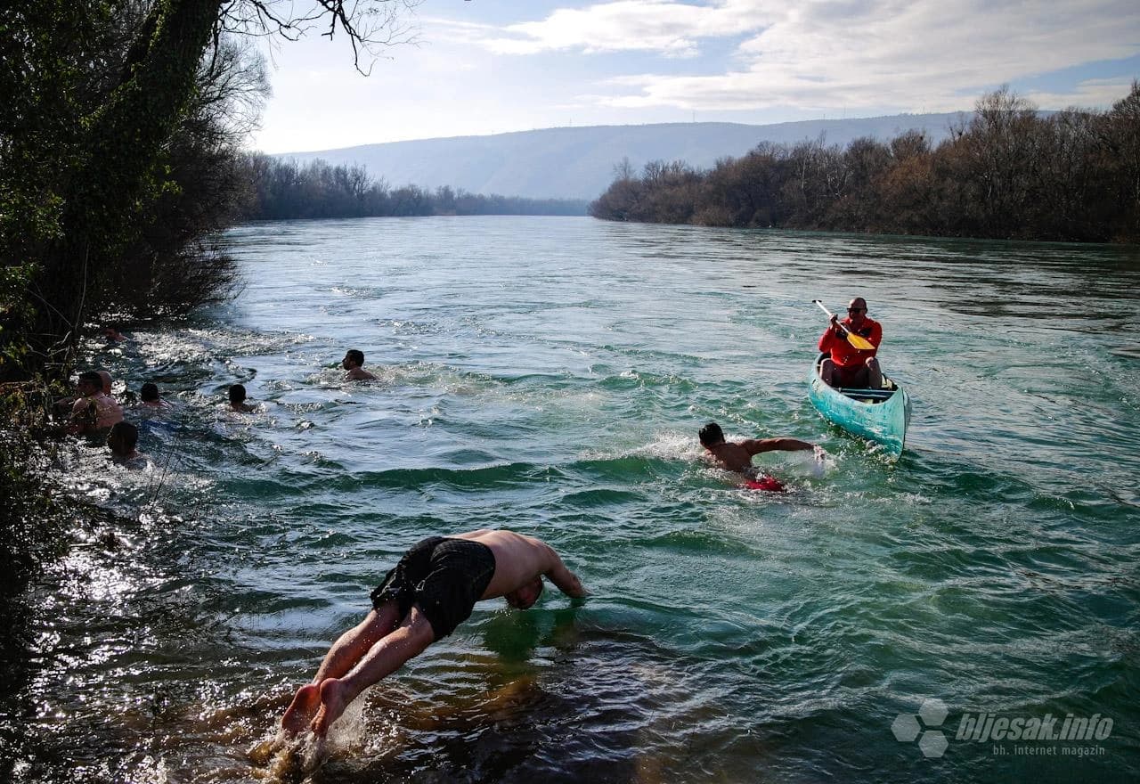 Plivanje za Časni krst 2021.
