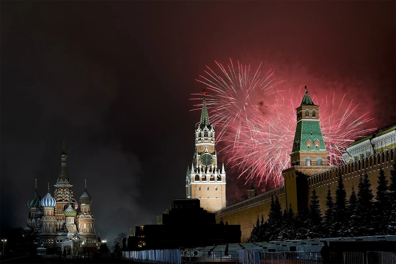 Skromni doček Nove godine širom svijeta