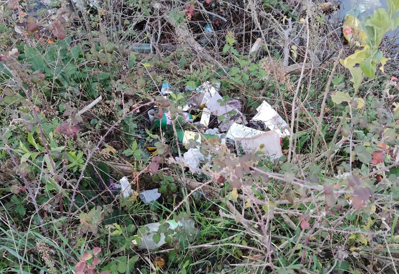 Hutovo blato zatrpano smećem