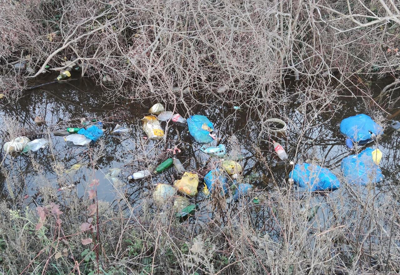 Hutovo blato zatrpano smećem