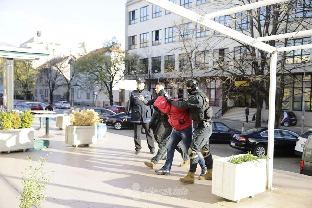 Uhićeni u akciji ''Inpact'' privedeni u prostorije FUP-a