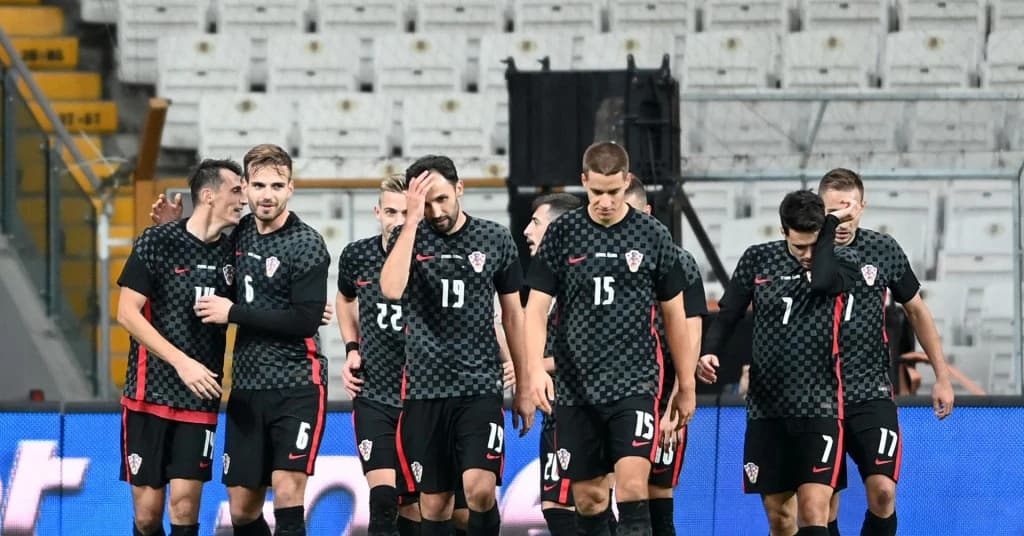 Vatreni u šarolikom sastavu remizirali s Turcima