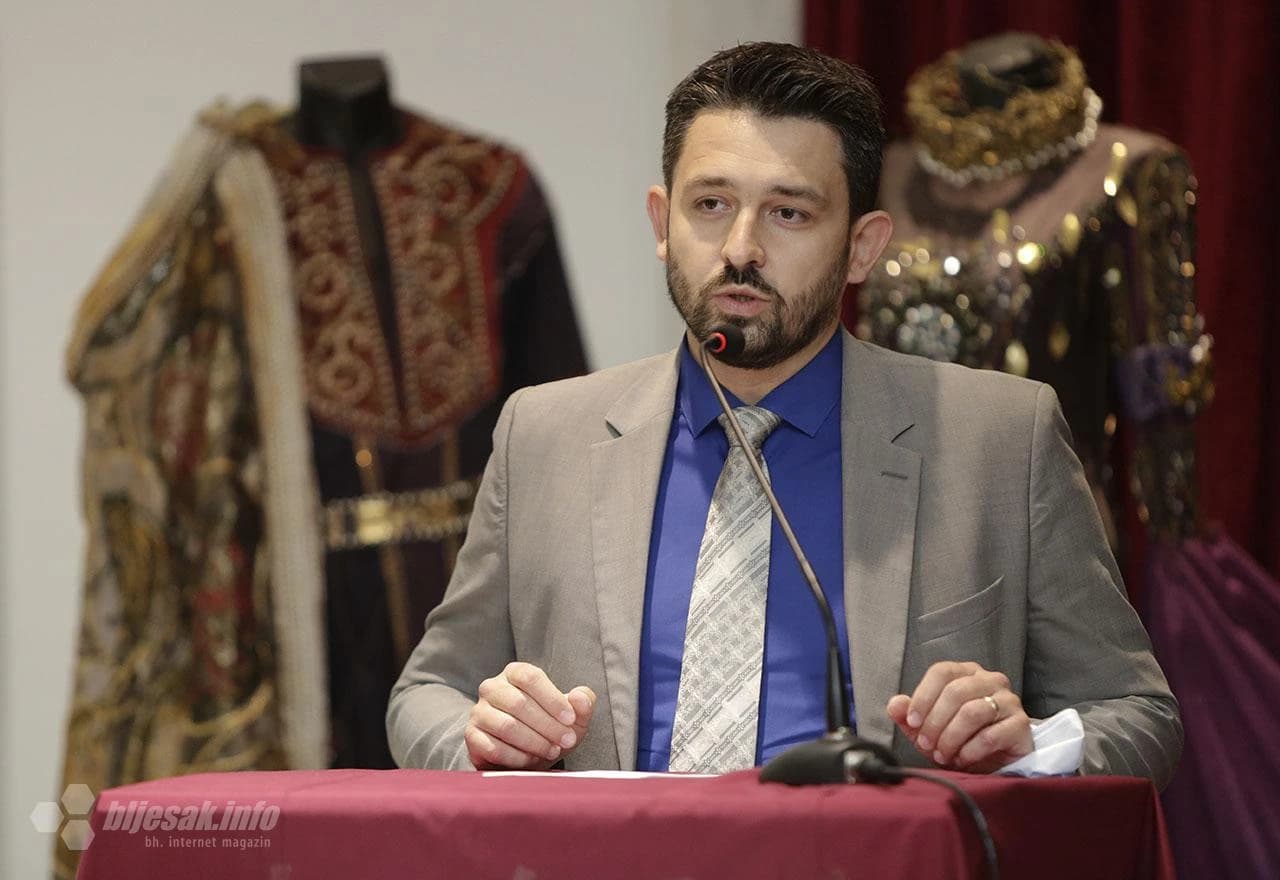 Otvorene 101. Šantićeve večeri poezije