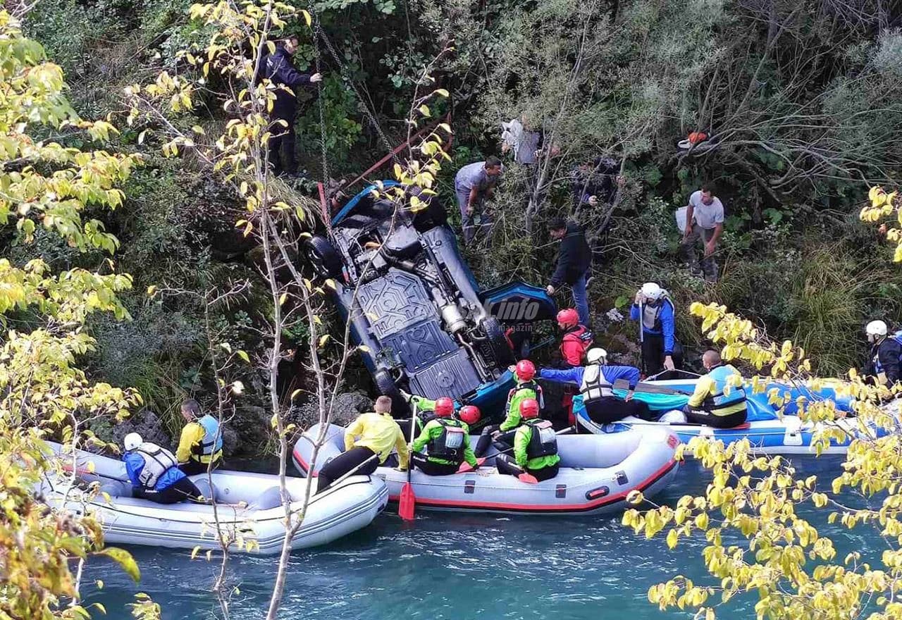 Izvlačenje vozila iz Neretve