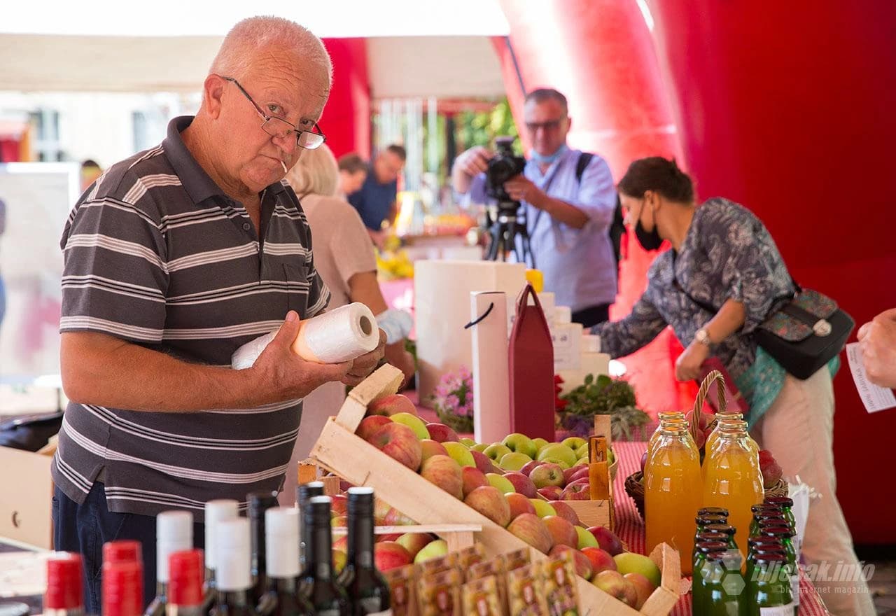 Sajam domaćih i tradicionalnih proizvoda