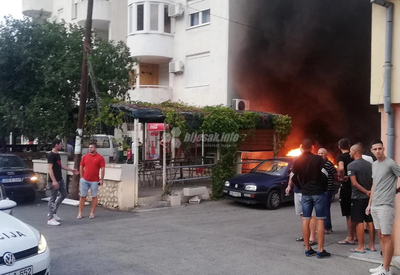 Požar na automobilima u Tekiji