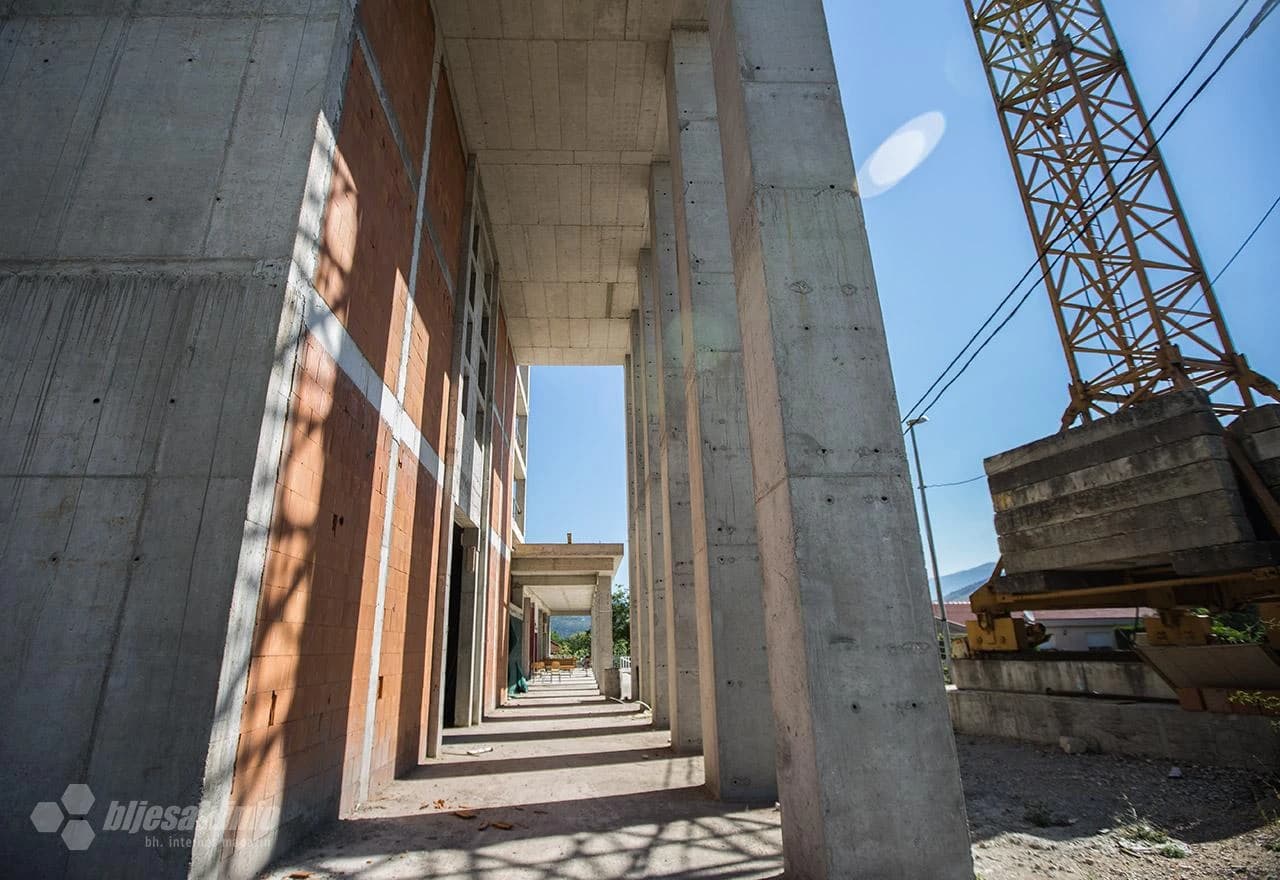 Župa sv. Tome Apostola na Bijelom brijegu 