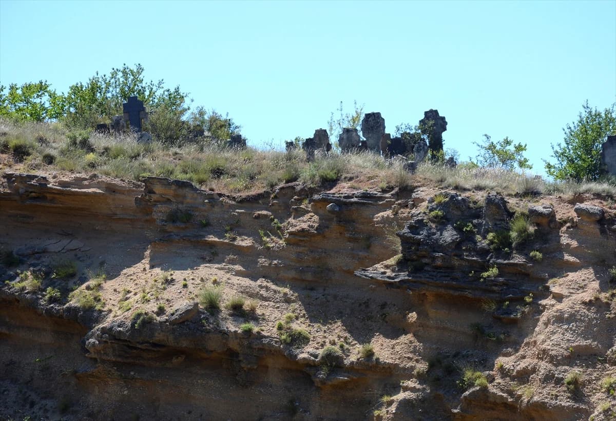 Propada groblje na kojem počiva Aleksa Šantić