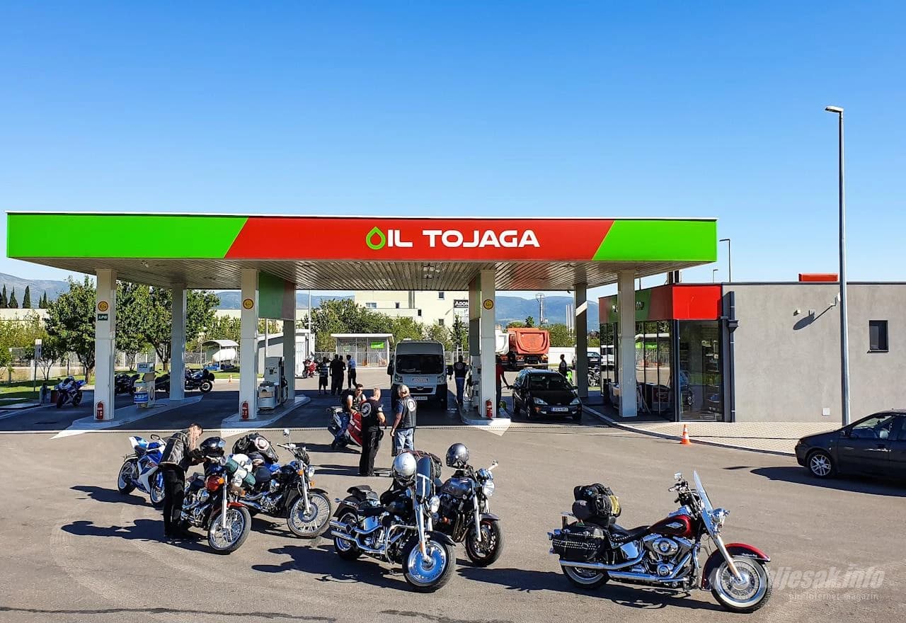 Mostarci krenuli na 'Moto maraton za Srebrenicu'