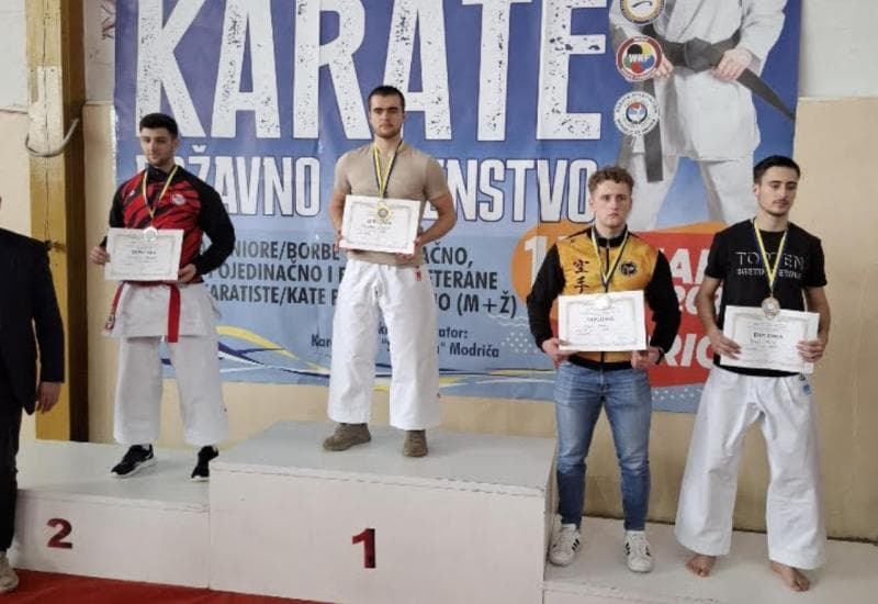 Senaid Veladžić - Državno prvenstvo u karateu: Veladžić zlatni a Tanović brončani